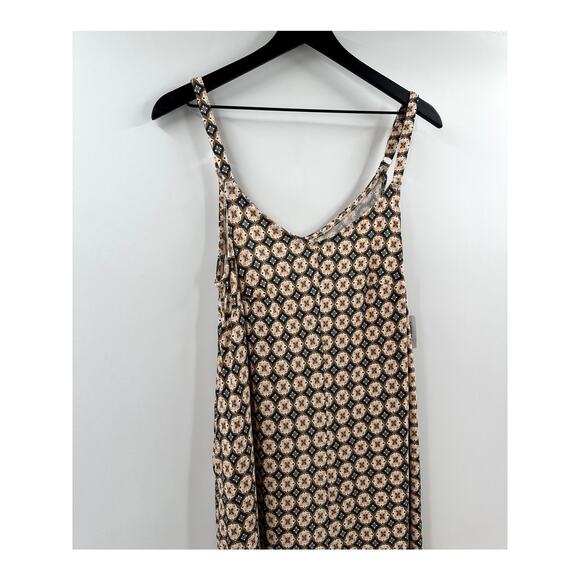 Torrid Super Soft Culotte Jumpsuit Tan Mindy motifs Wide Leg Crop Stretch Size L - Picture 3 of 9